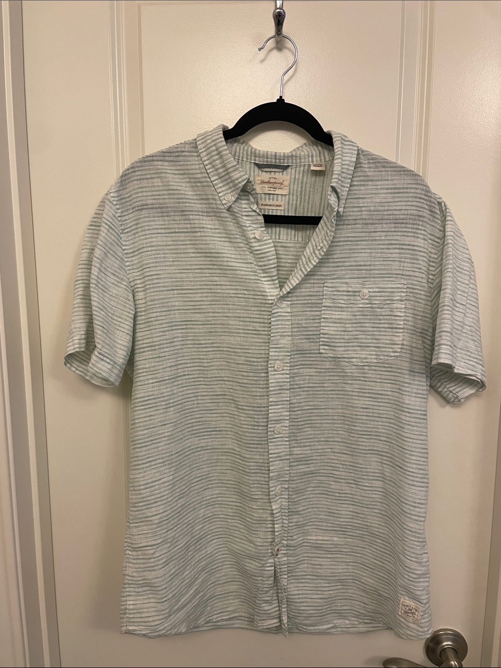Light Aqua Striped Short-Sleeve Button-Down Shirt